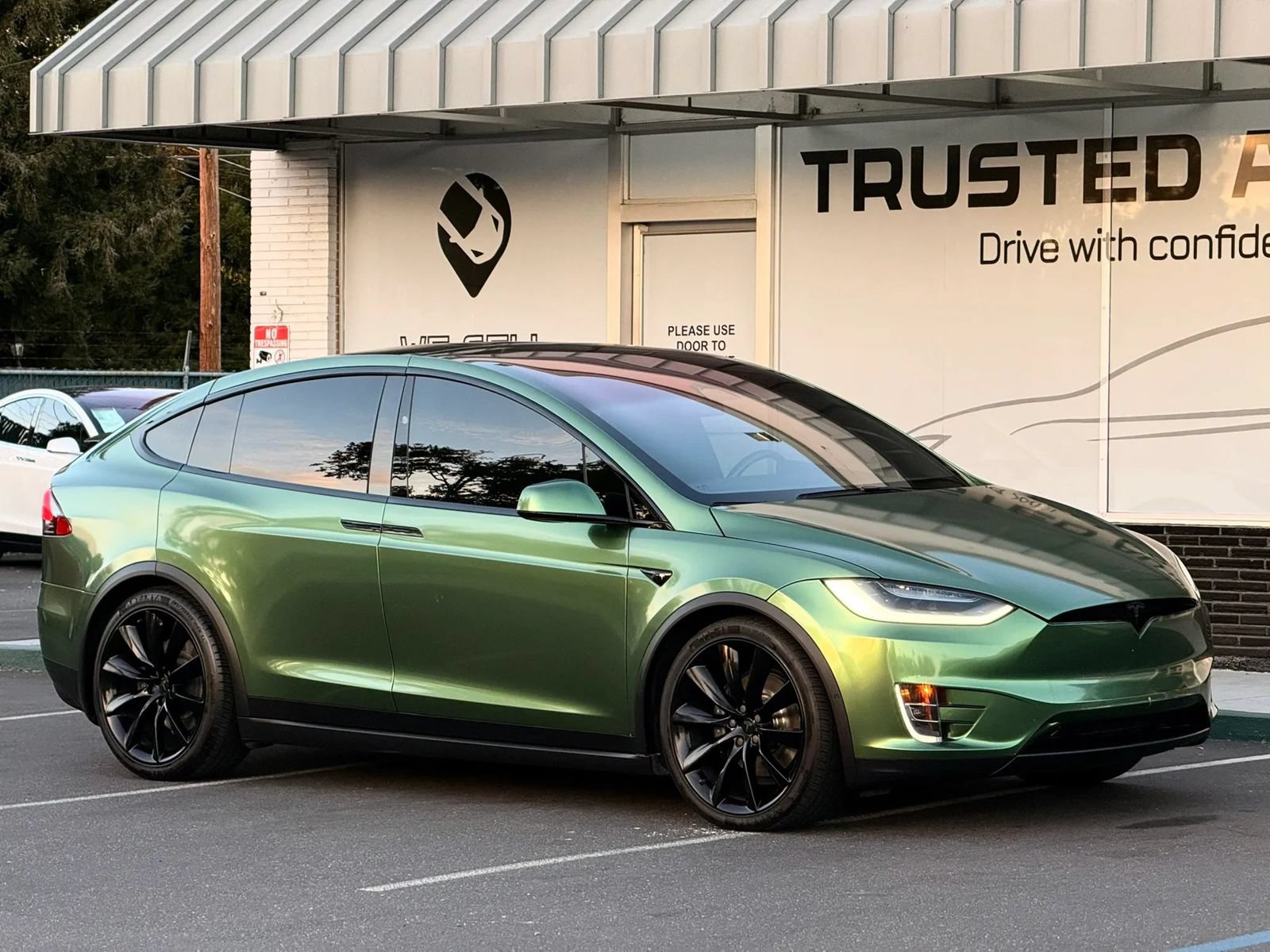 Used 2021 Tesla Model X Long Range AWD/4WD image 6