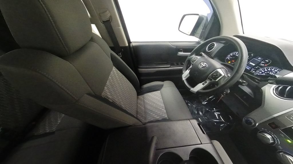 Certified 2019 Toyota Tundra SR5 AWD/4WD image 23