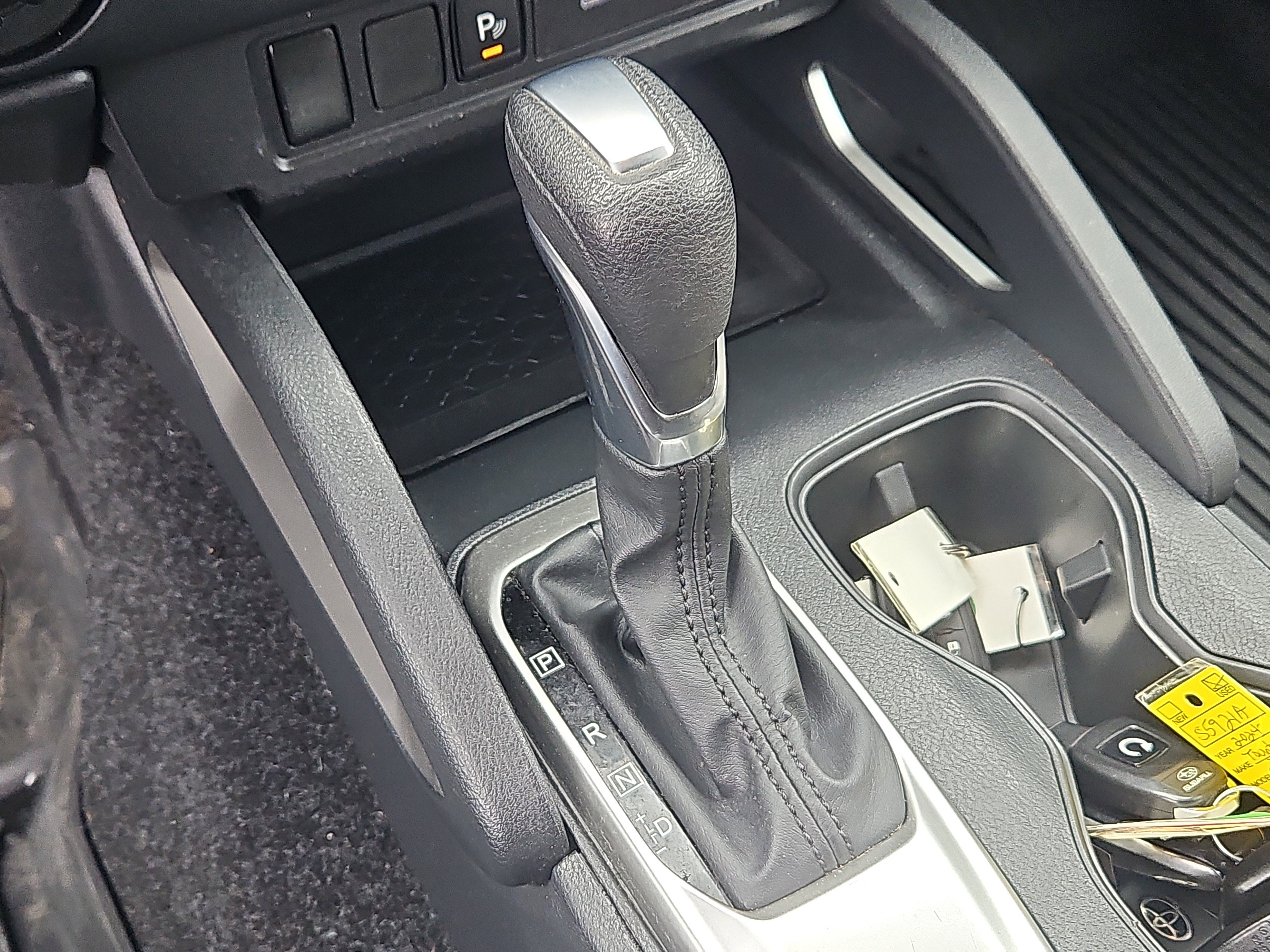 Used 2022 Nissan Frontier SV w/ Technology Package image 16