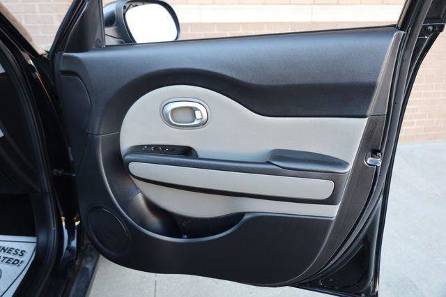 Used 2016 Kia Soul FWD image 24