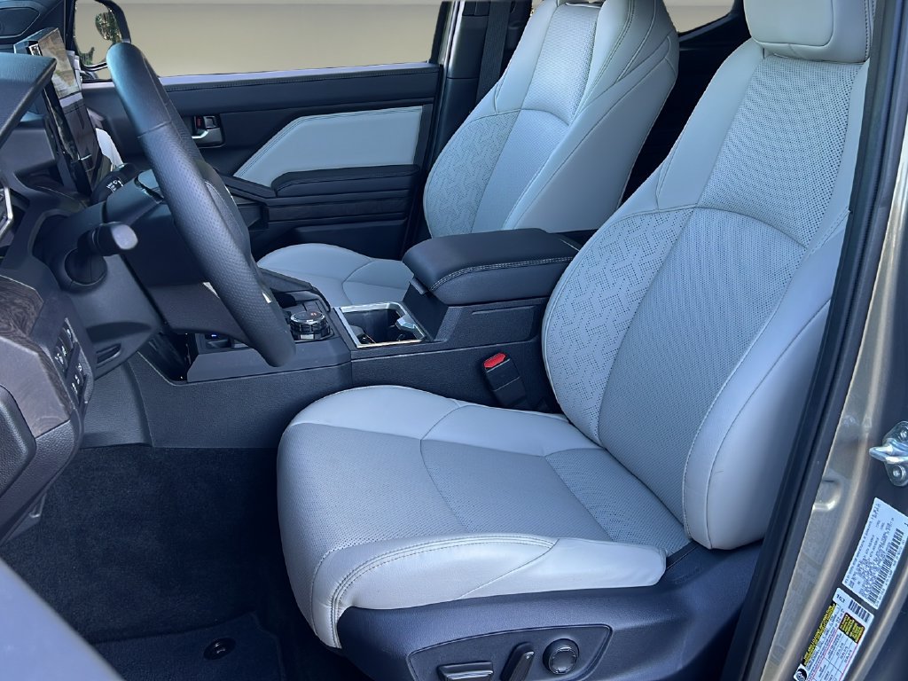 Certified 2025 Toyota Tacoma Limited AWD/4WD image 11