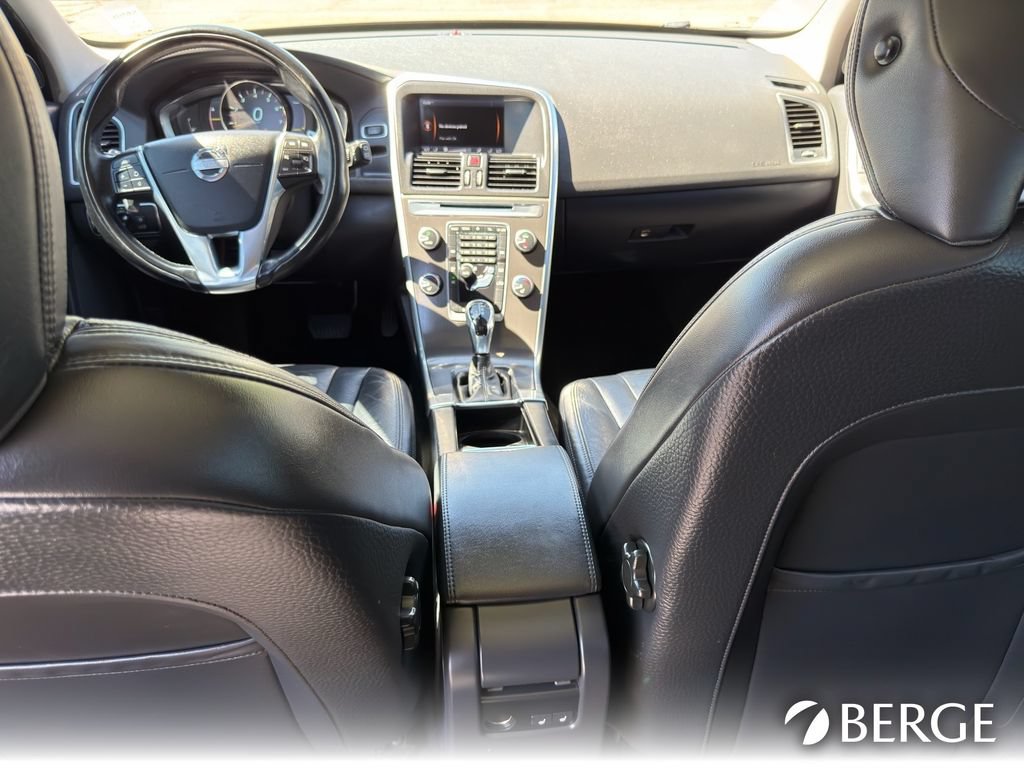 Used 2014 Volvo XC60 T6 AWD/4WD image 28