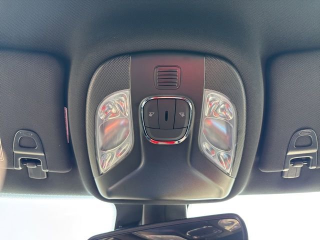Used 2024 Jeep Compass Limited image 23
