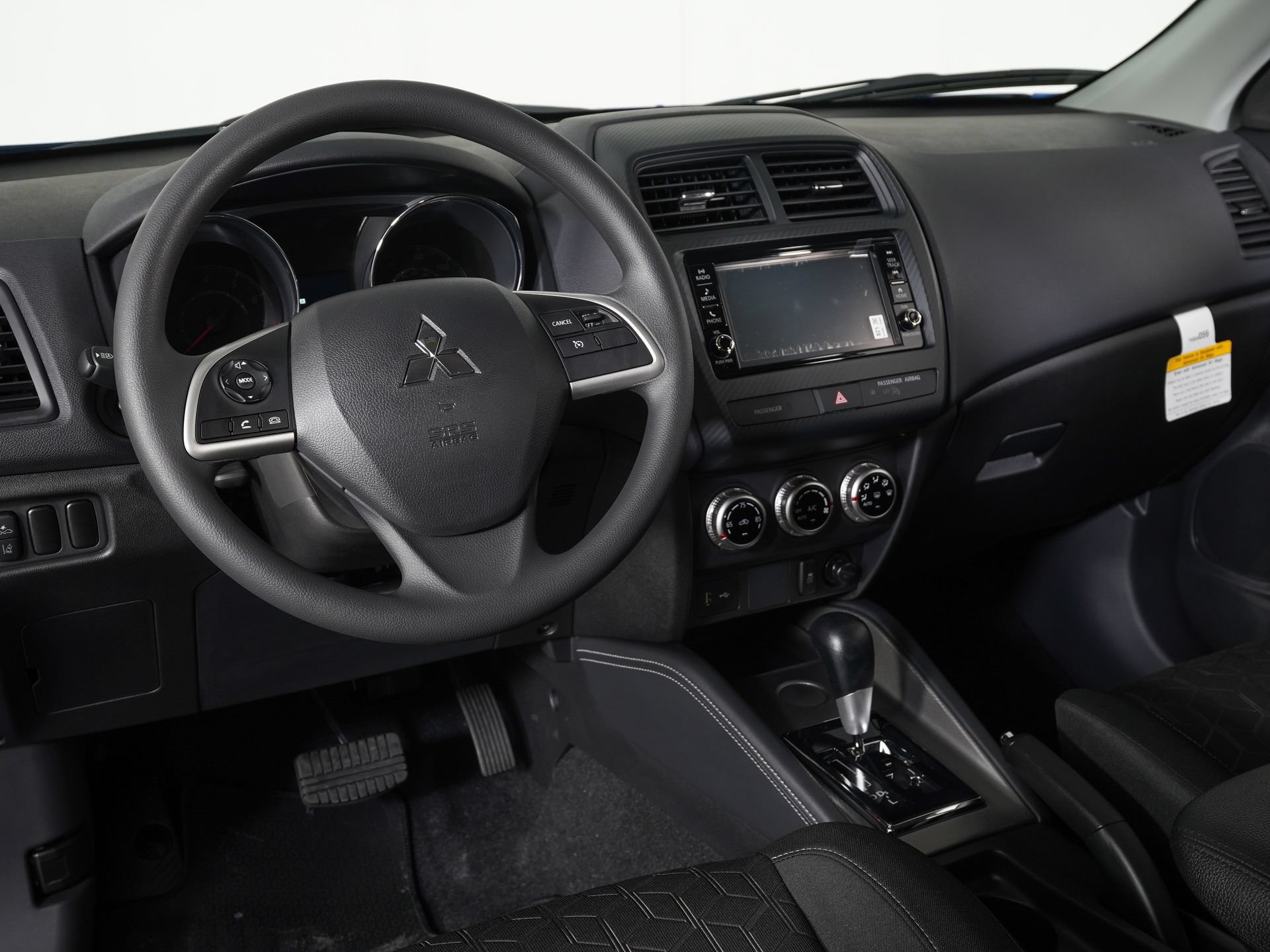 New 2027 Mitsubishi Outlander Sport FWD image 11
