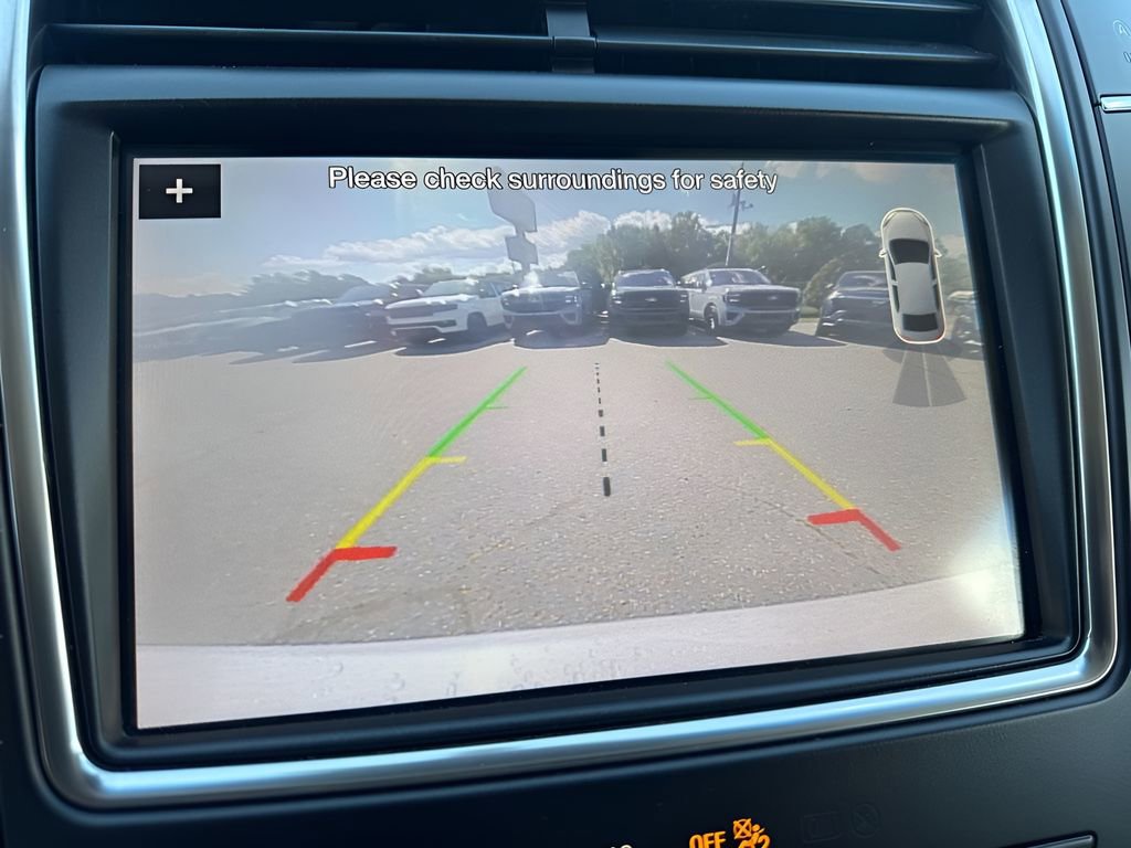 Used 2019 Lincoln Nautilus Select FWD image 18