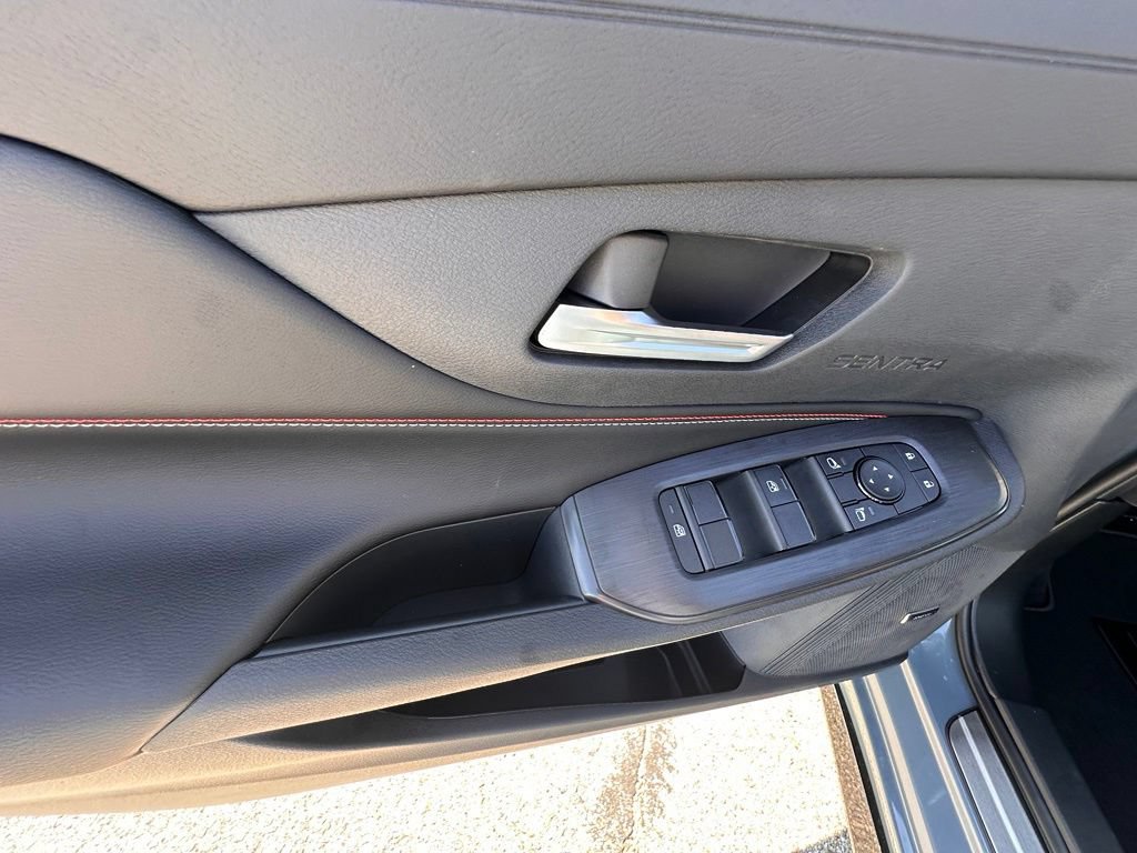 New 2026 Nissan Sentra SR w/ SR Premium Package FWD image 15