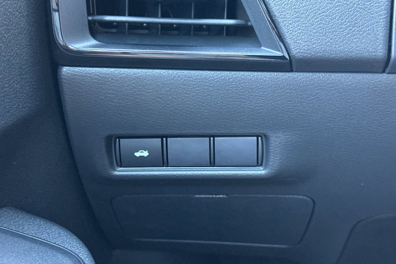 New 2027 Nissan Sentra SV FWD image 28