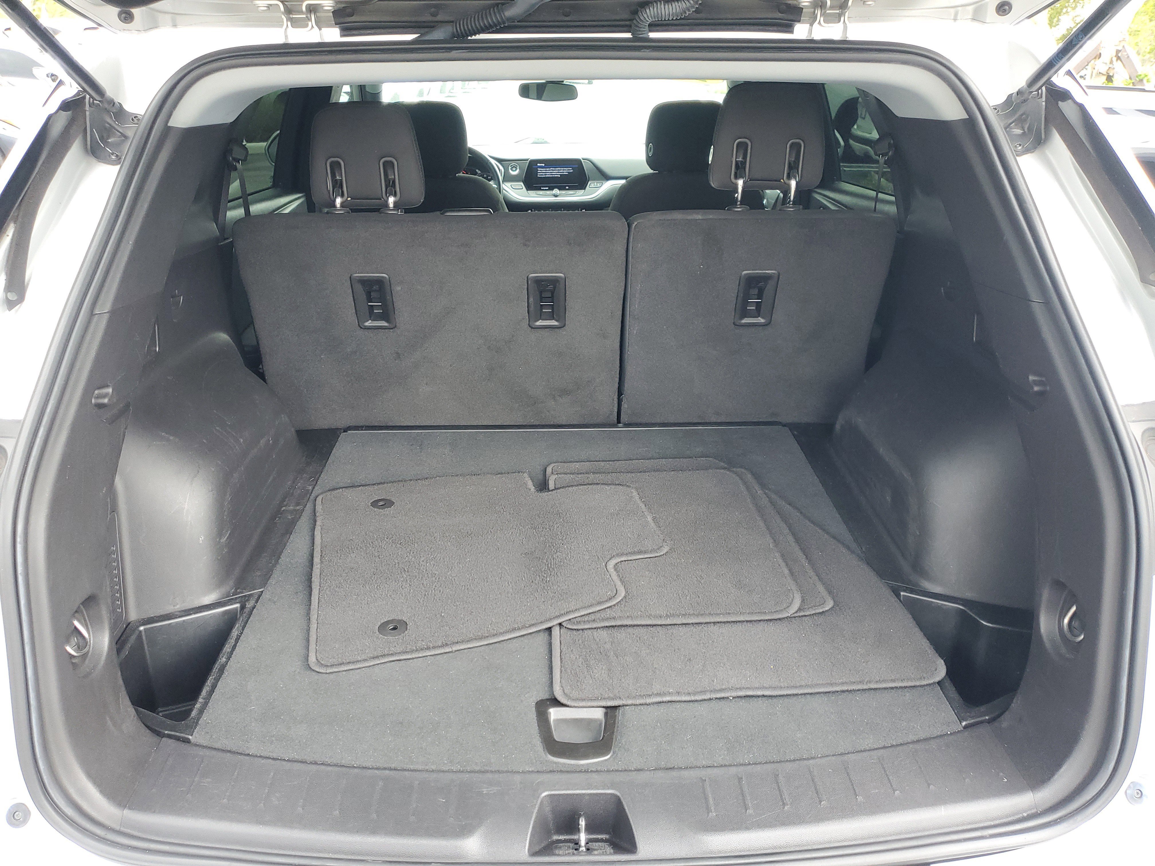 Used 2019 Chevrolet Blazer LT image 9