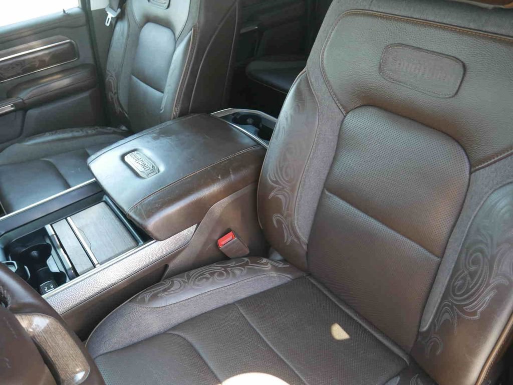 Used 2025 RAM 1500 Limited AWD/4WD image 34