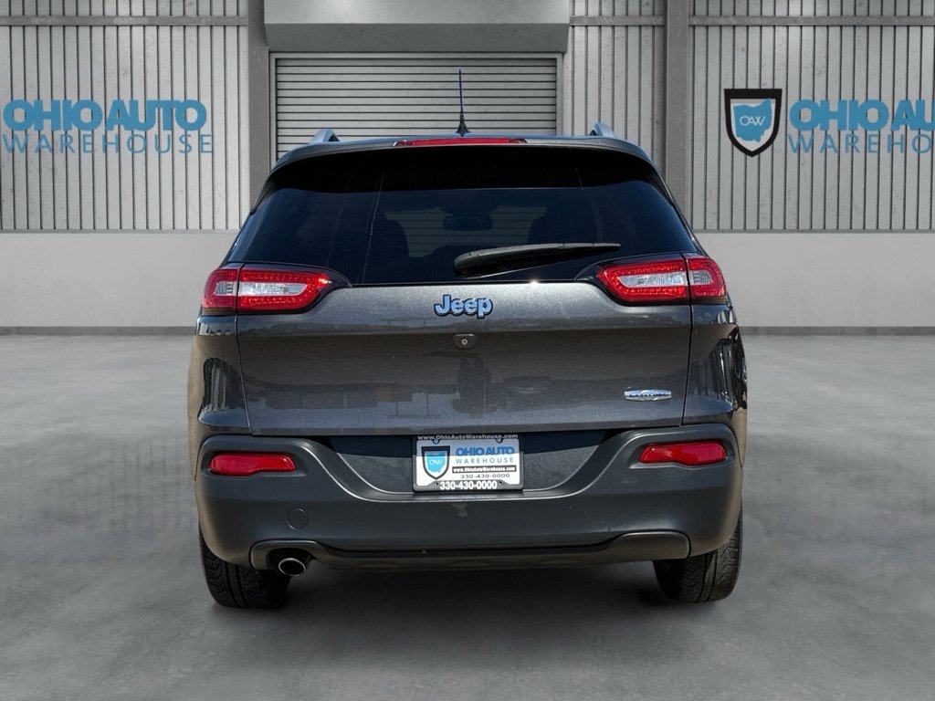 Used 2015 Jeep Cherokee Latitude FWD image 7