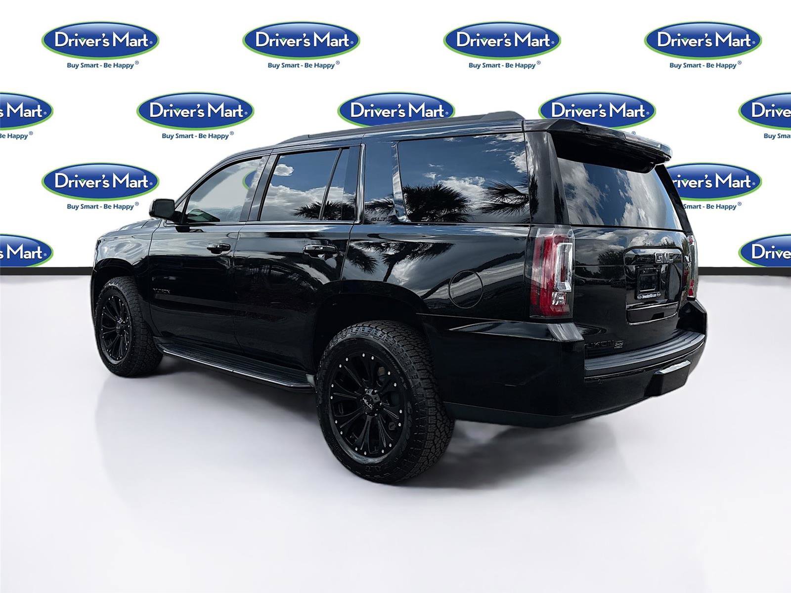 Used 2016 GMC Yukon SLT w/ Open Road Package image 5