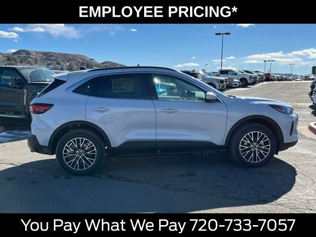New 2026 Ford Escape SE w/ PHEV Premium Package FWD image 6