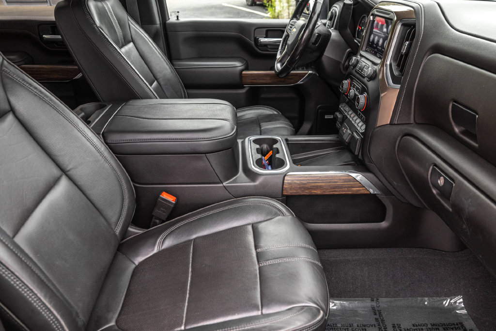 Used 2023 Chevrolet Silverado 2500 High Country AWD/4WD image 32