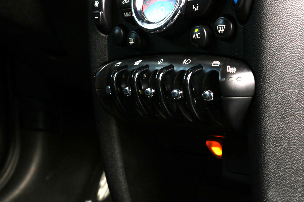 Used 2014 MINI Cooper S image 45