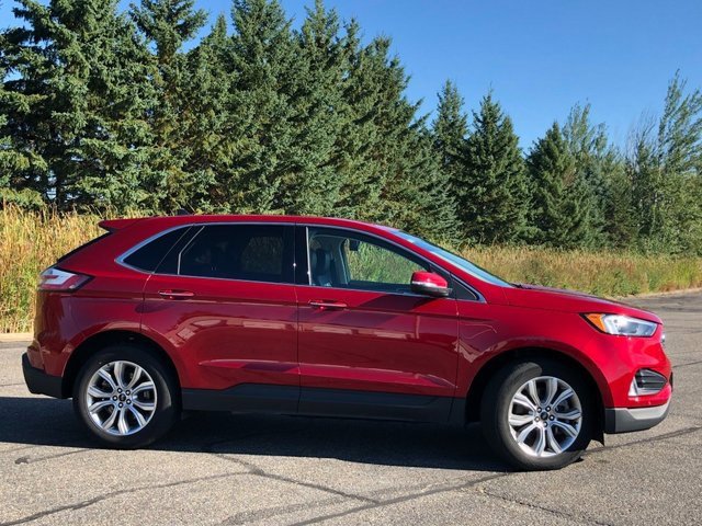 Used 2024 Ford Edge Titanium image 23