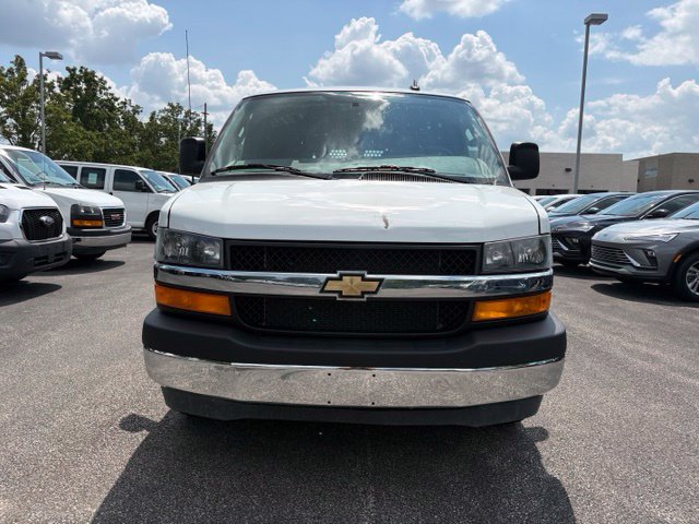 Used 2025 Chevrolet Express 2500 w/ Driver Convenience Package RWD image 15