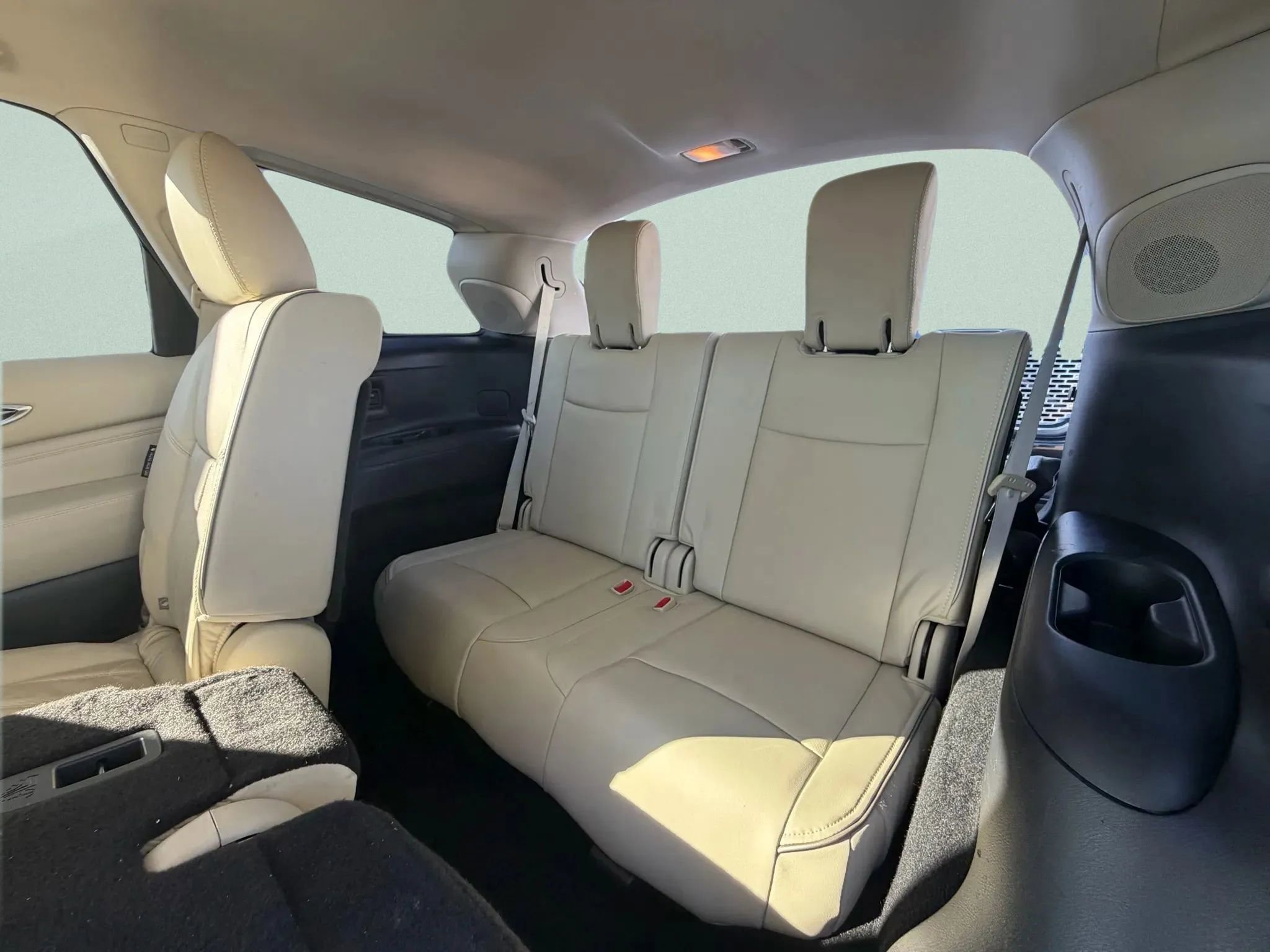 Used 2019 INFINITI QX60 Luxe w/ Essential Package image 21