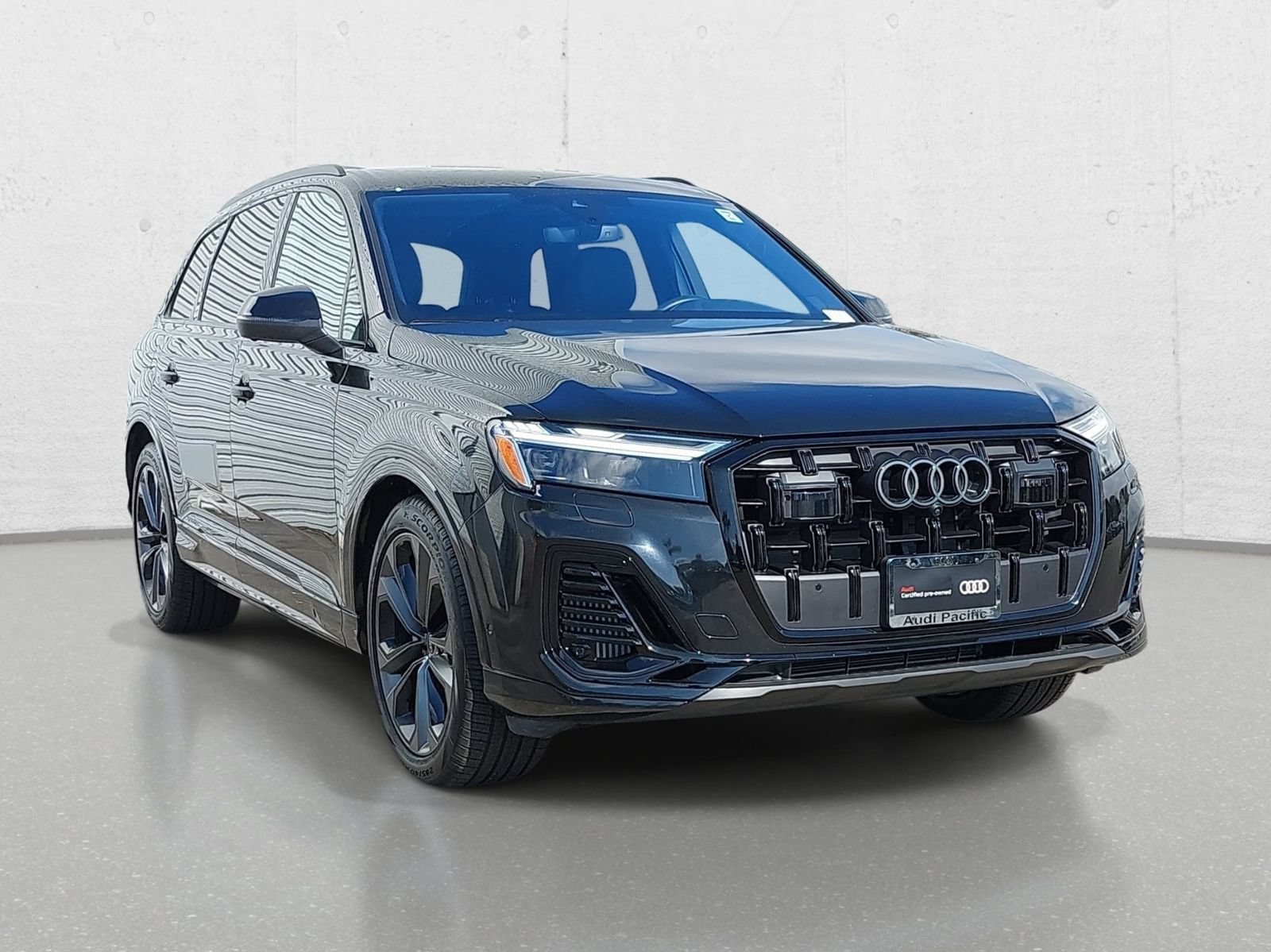 Certified 2026 Audi Q7 3.0T Premium Plus w/ Premium Plus Package AWD/4WD image 3