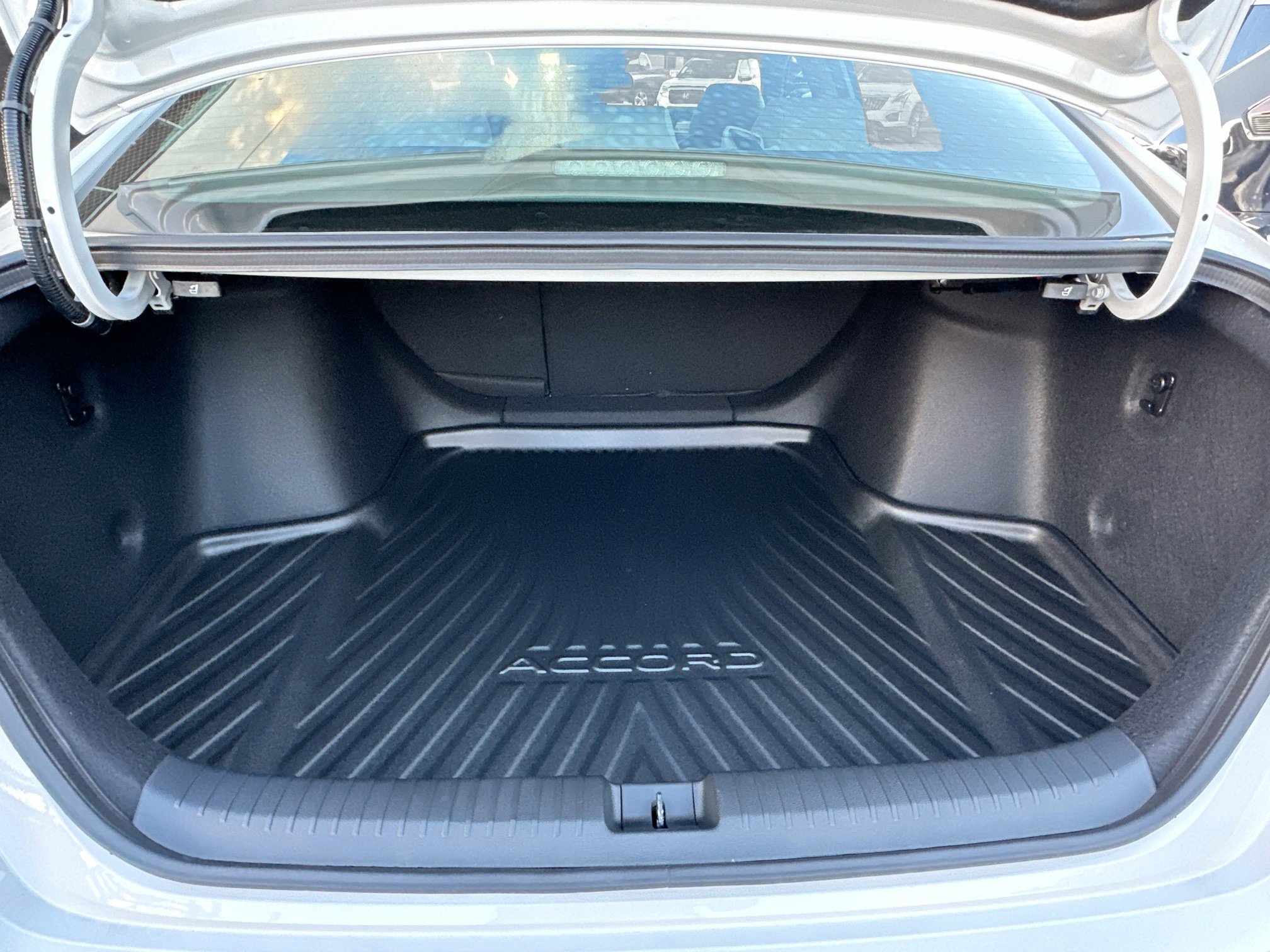 New 2025 Honda Accord SE image 20