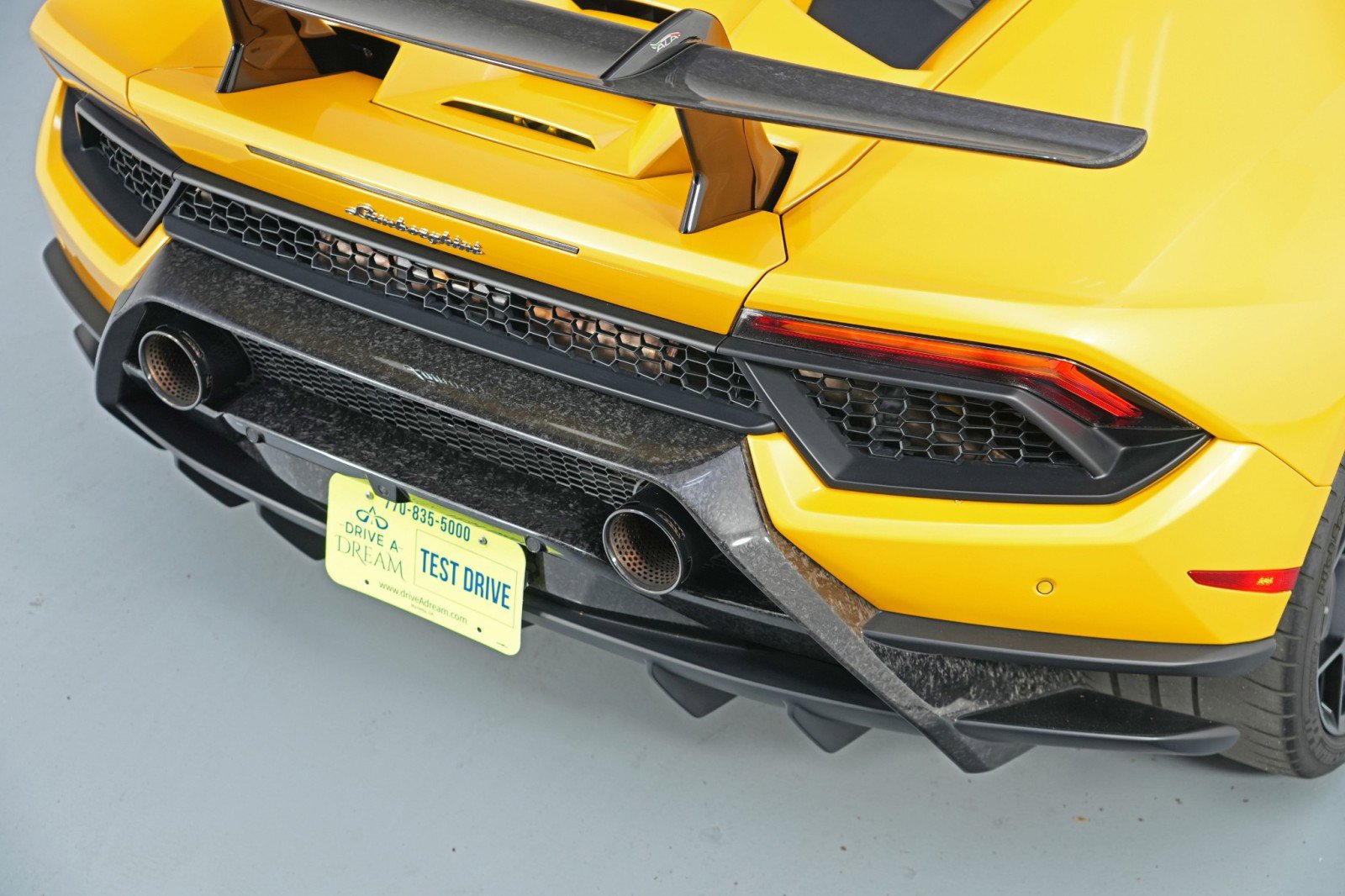 Used 2018 Lamborghini Huracan Performante image 71