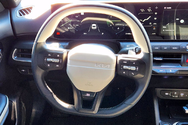 Used 2025 Kia K4 GT-Line FWD image 9