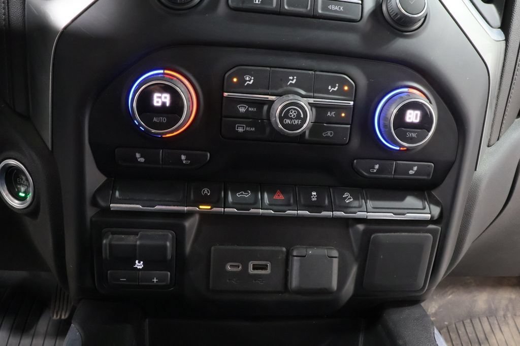 Used 2021 Chevrolet Silverado 1500 RST AWD/4WD image 9