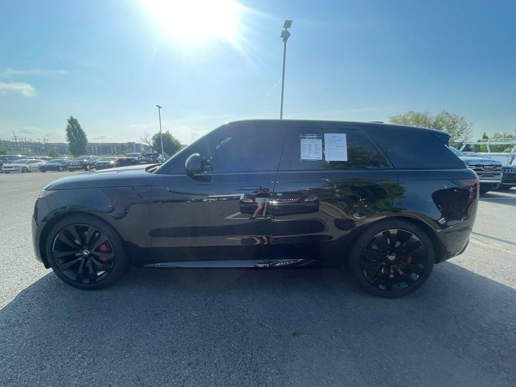 Used 2023 Land Rover Range Rover Sport First Edition AWD/4WD image 4