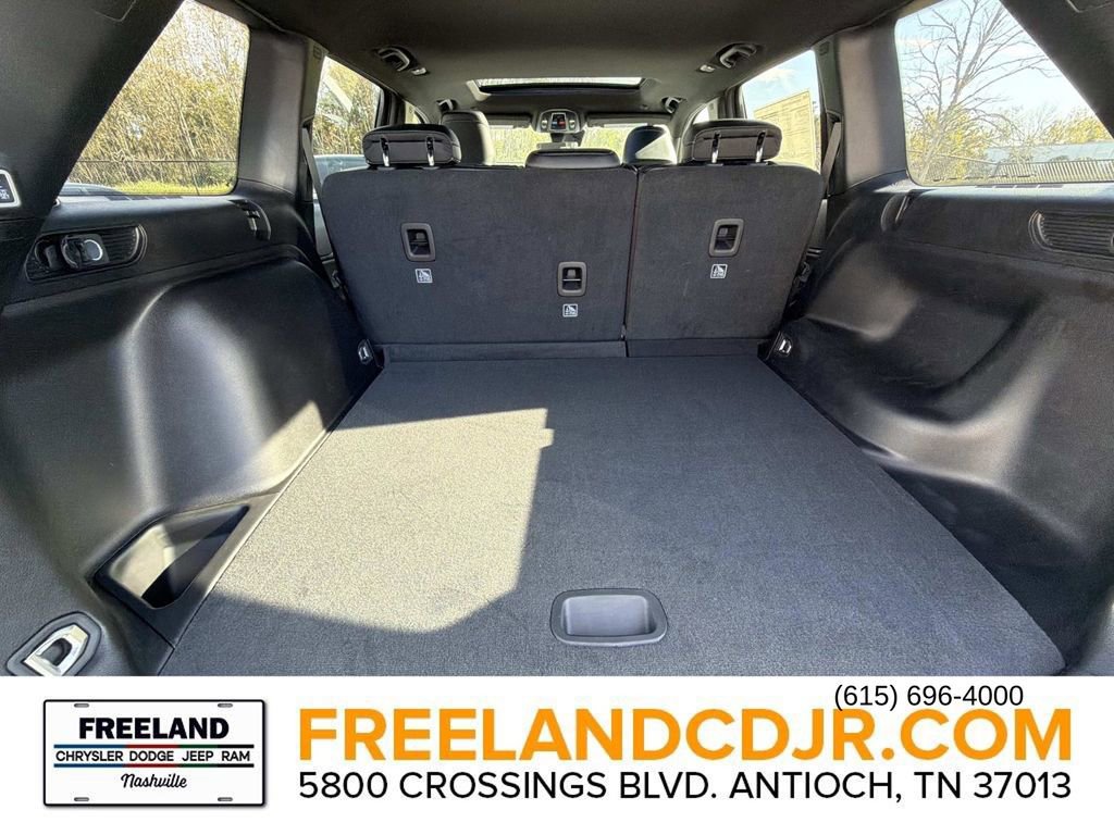 New 2025 Jeep Grand Cherokee 4WD image 12