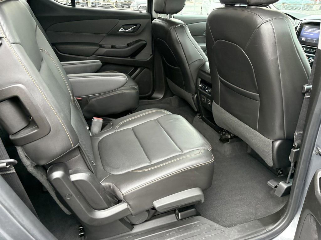 Used 2020 Chevrolet Traverse Premier AWD/4WD image 12