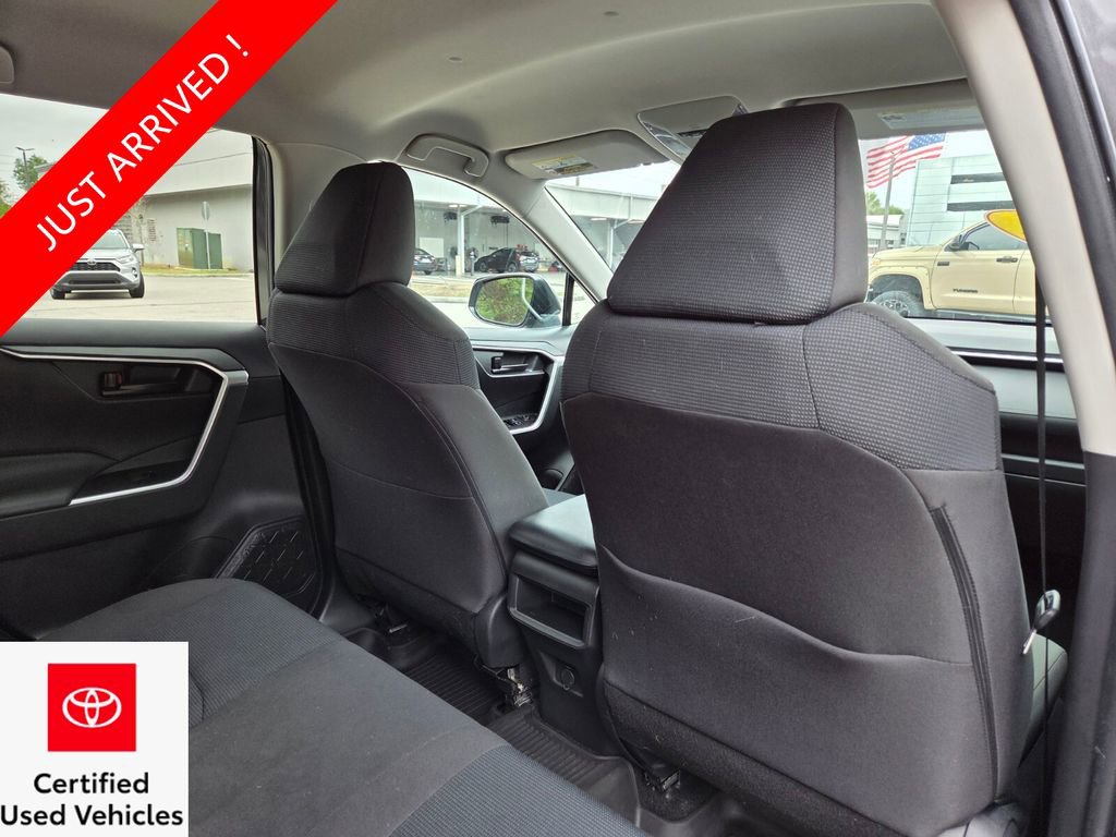 Certified 2021 Toyota RAV4 LE image 16