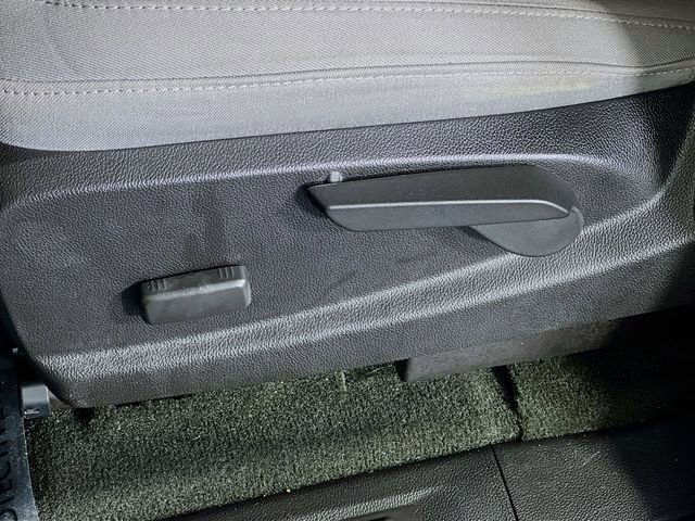 Used 2018 Chevrolet Colorado LT w/ LT Convenience Package image 12