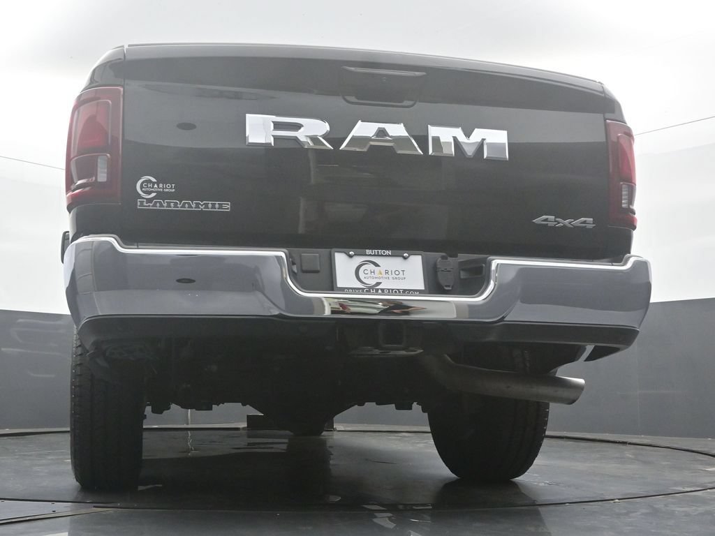 Used 2025 RAM 2500 Laramie AWD/4WD image 73