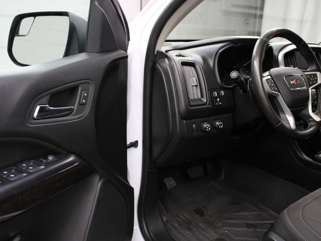 Used 2020 GMC Canyon SLE w/ Driver Alert Package AWD/4WD image 45