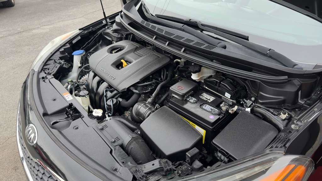 Used 2015 Kia Forte EX w/ UVO Package W/17" Alloys image 39