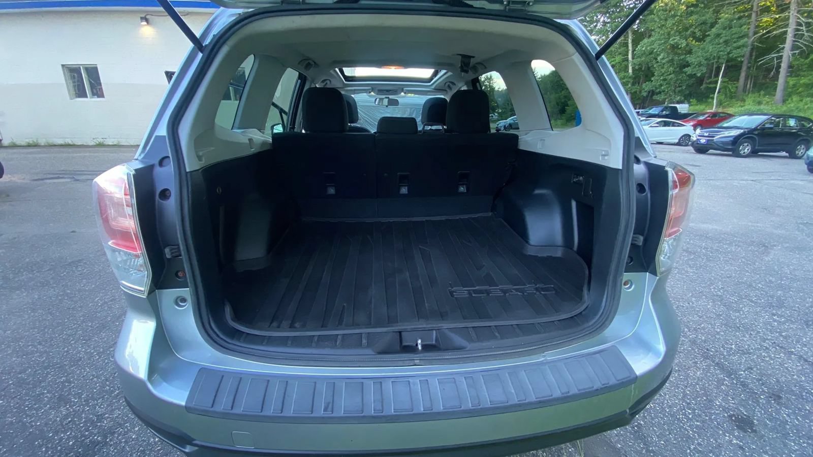 Used 2018 Subaru Forester 2.5i Premium w/ All-Weather Package AWD/4WD image 18