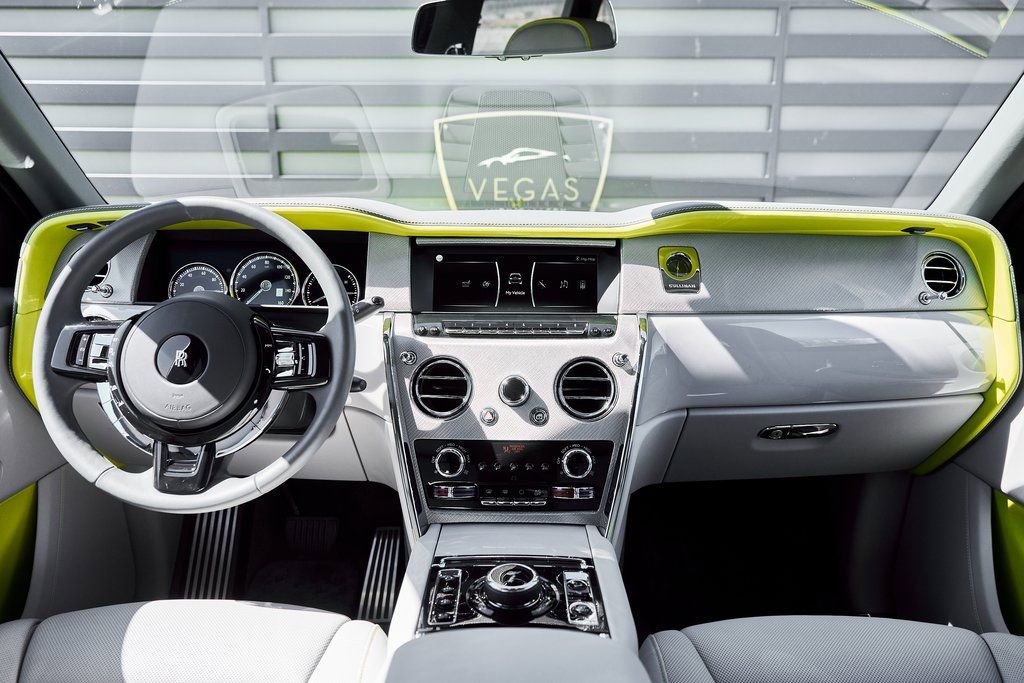 Used 2024 Rolls-Royce Cullinan image 72