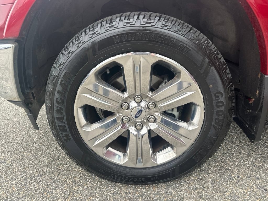 Used 2018 Ford F150 Lariat w/ Equipment Group 502A Luxury AWD/4WD image 38