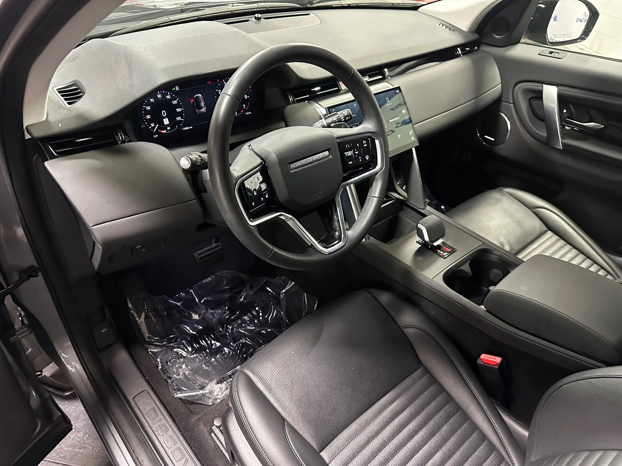 Used 2025 Land Rover Discovery Sport S AWD/4WD image 8