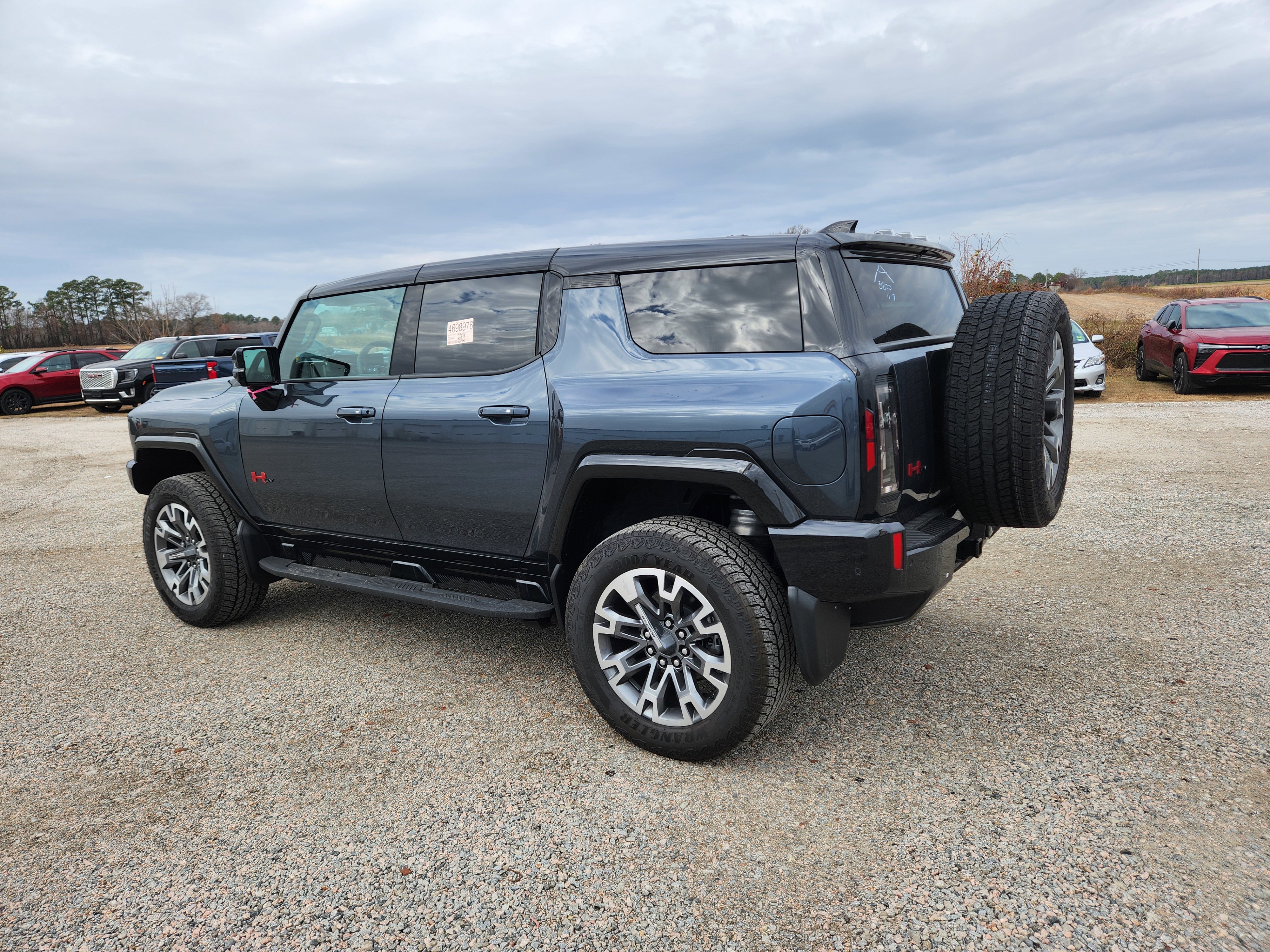 Used 2025 GMC Hummer EV 3X w/ LPO, Sport Package image 8