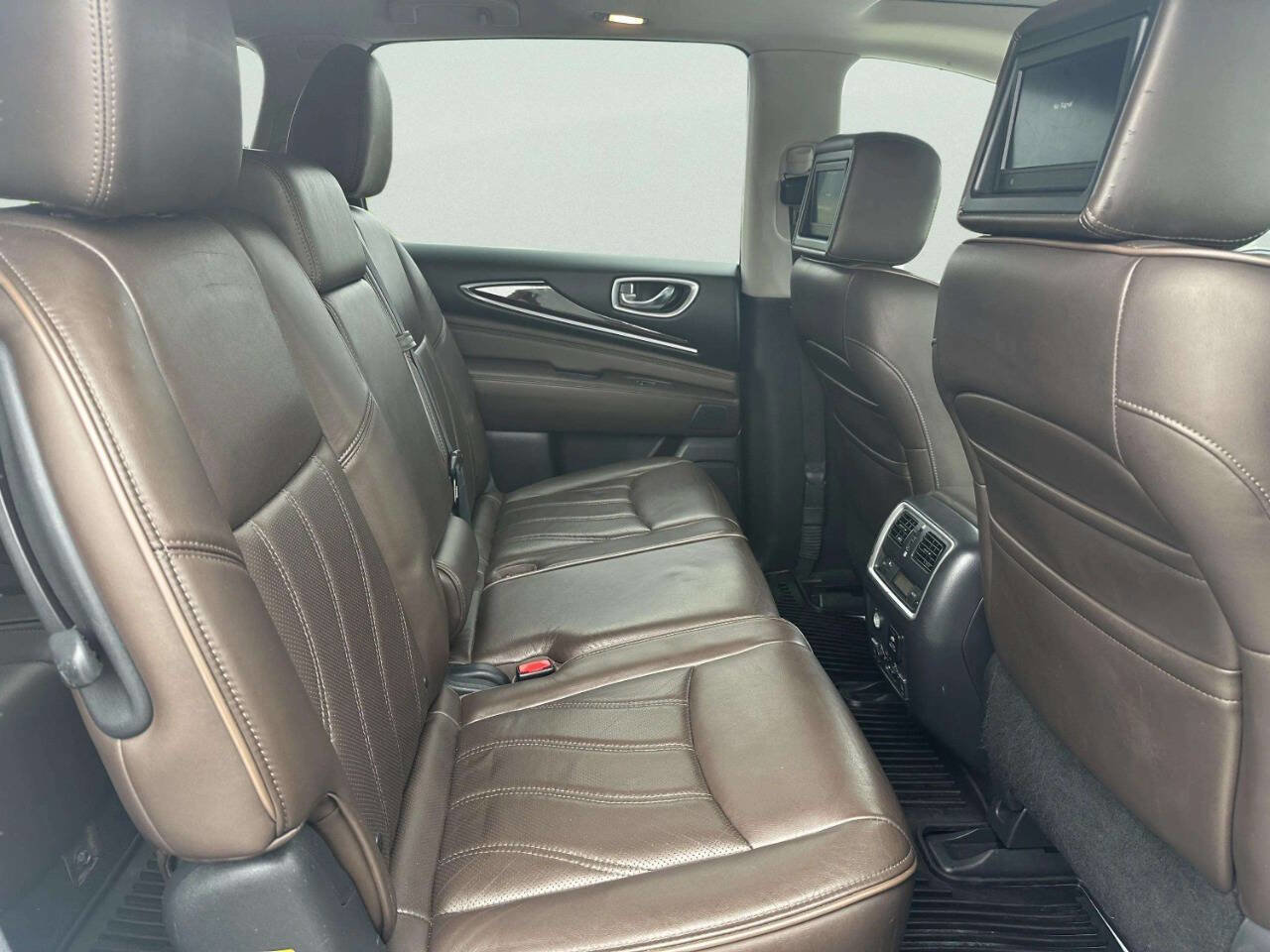 Used 2014 INFINITI QX60 Luxe w/ Deluxe Touring Package AWD/4WD image 17