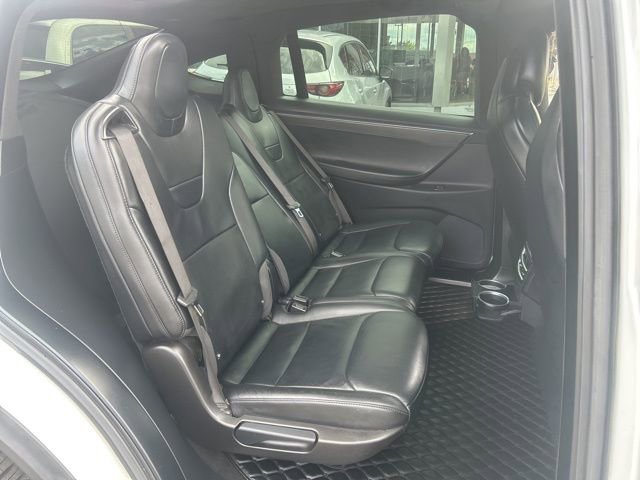 Used 2017 Tesla Model X 75D image 16