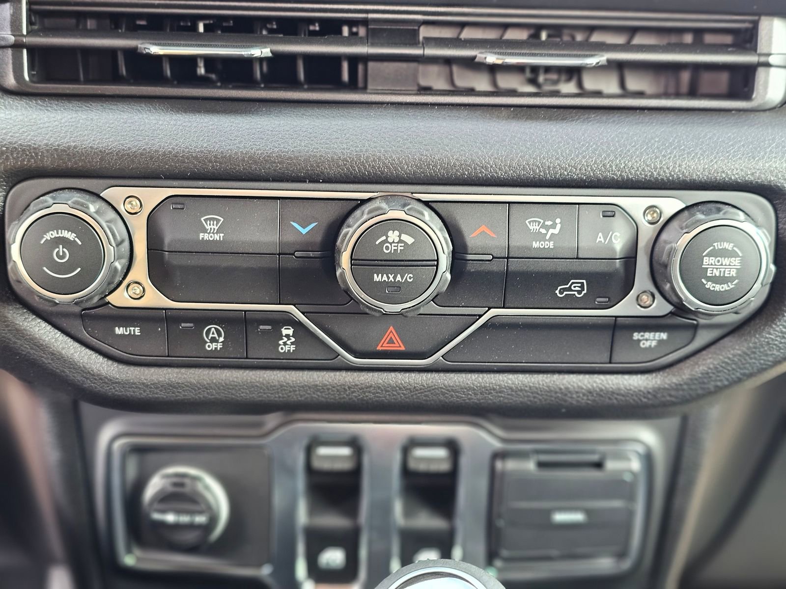 New 2026 Jeep Wrangler Sport AWD/4WD image 13