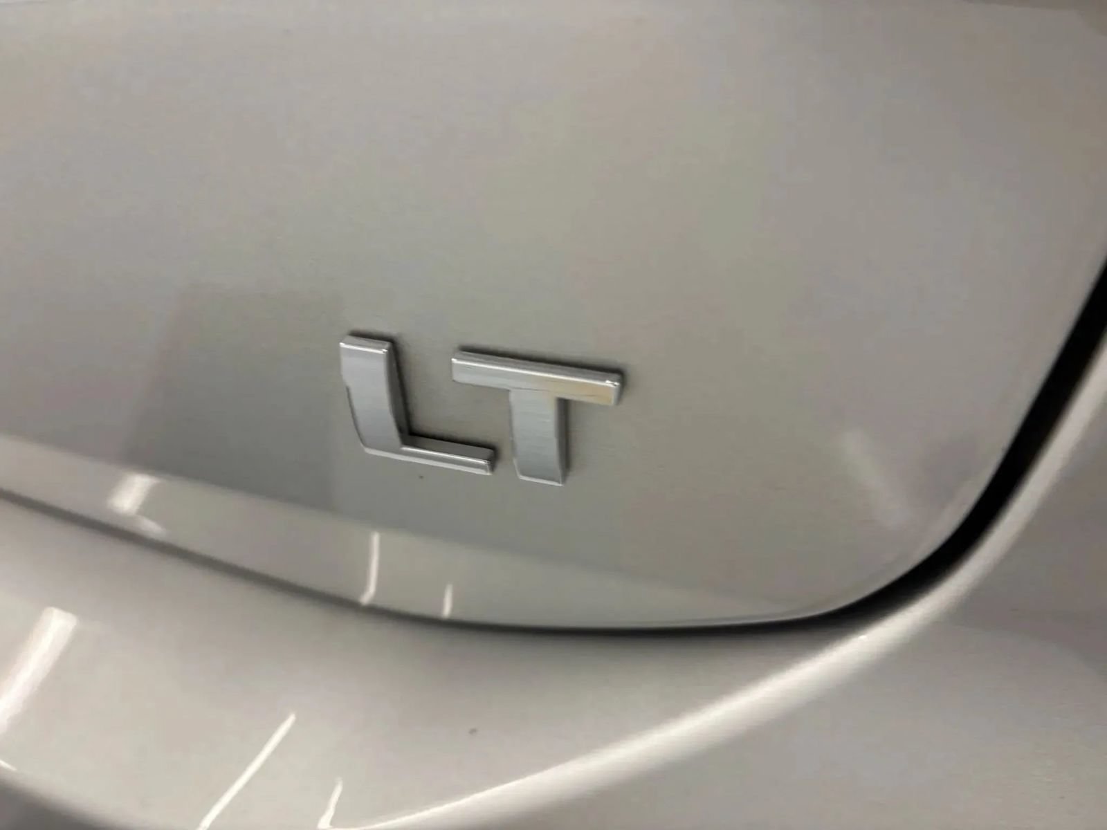 Used 2019 Chevrolet Equinox LT FWD image 31