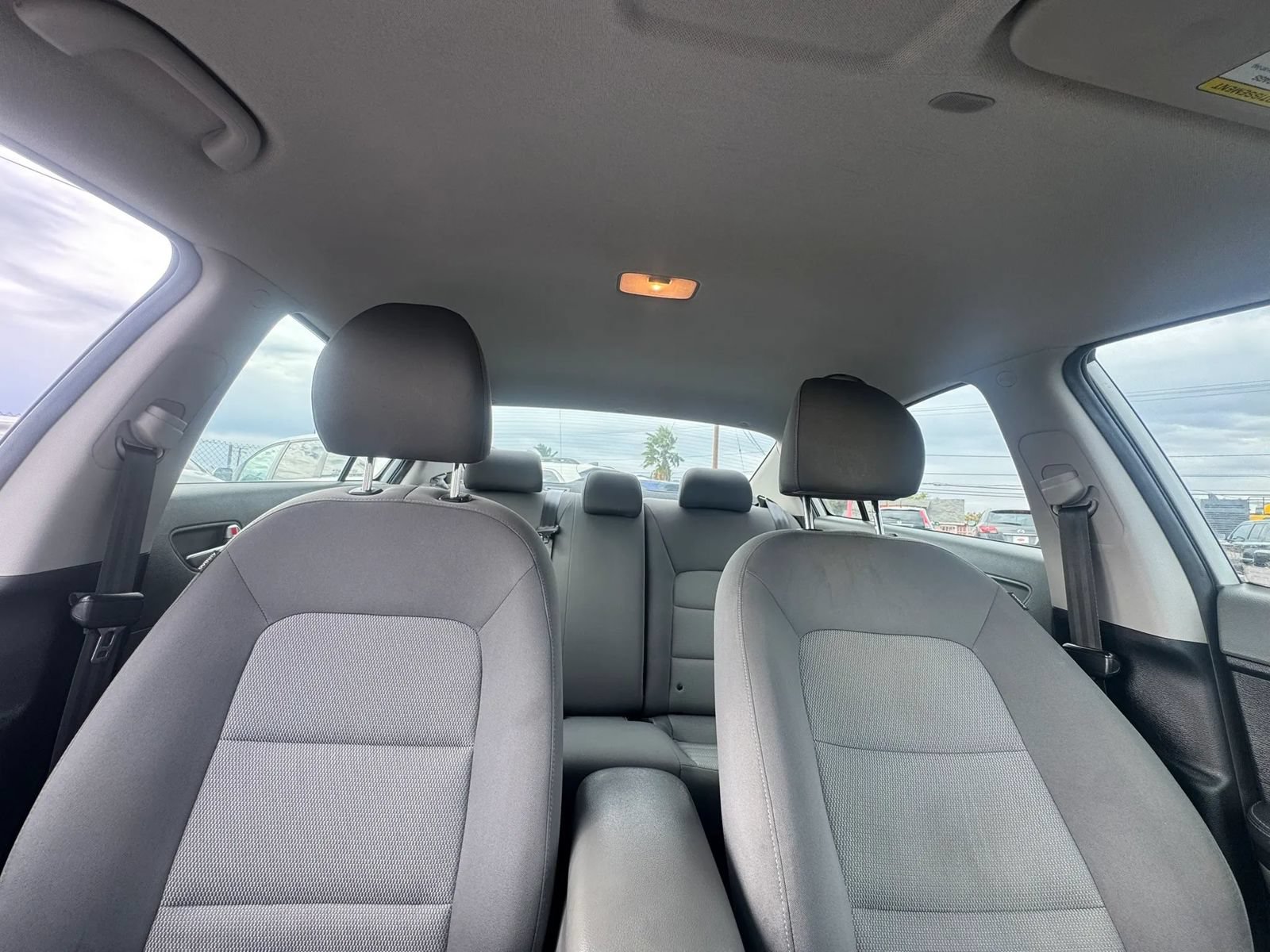 Used 2017 Kia Forte LX FWD image 38