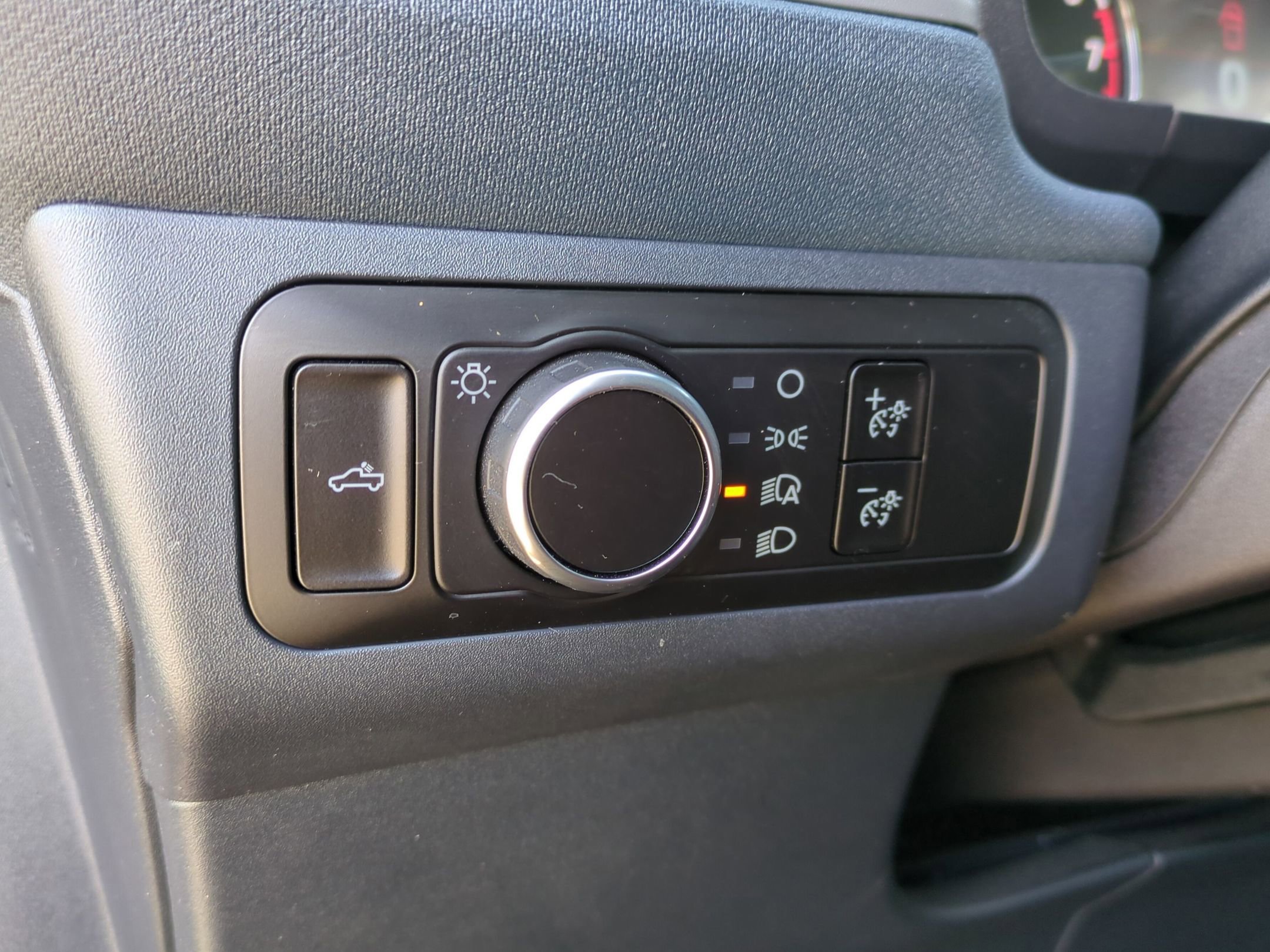 Certified 2024 Ford Maverick Lariat w/ Black Appearance Package image 14