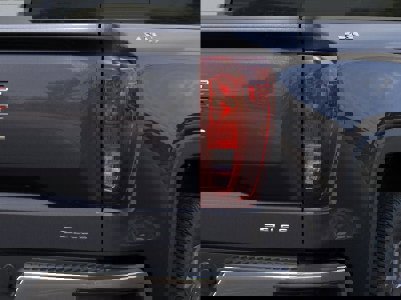 New 2025 GMC Sierra 1500 SLE w/ Preferred Package image 31