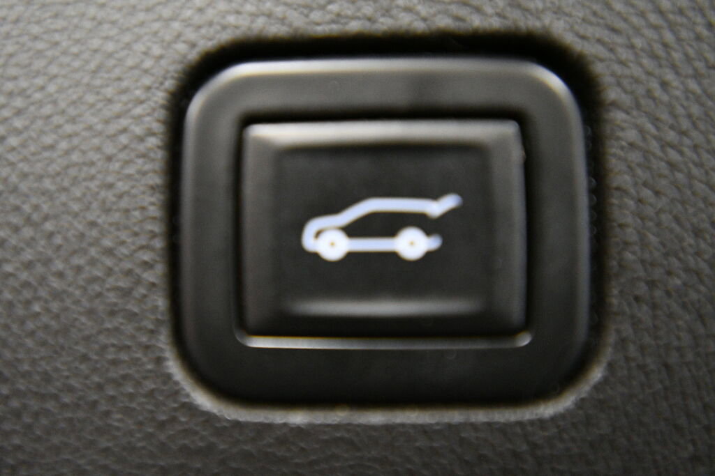 Used 2021 Chevrolet Equinox LT image 23