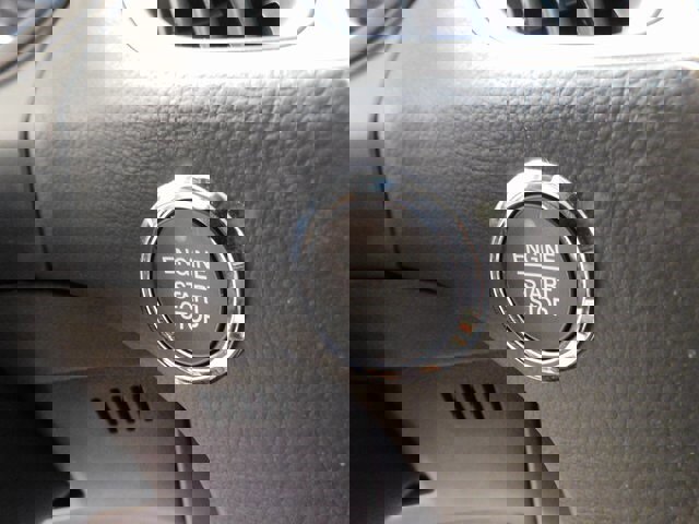 Used 2024 Ford Edge SE w/ Black Appearance Package image 22