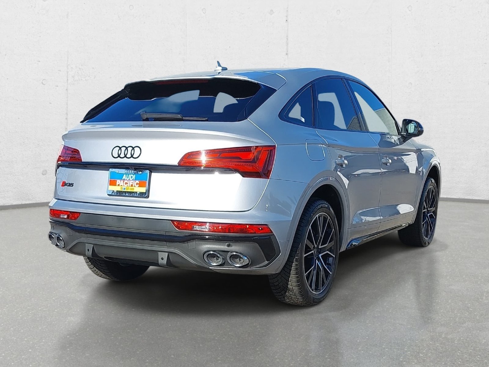 Used 2022 Audi SQ5 Premium Plus w/ Premium Plus Package AWD/4WD image 5