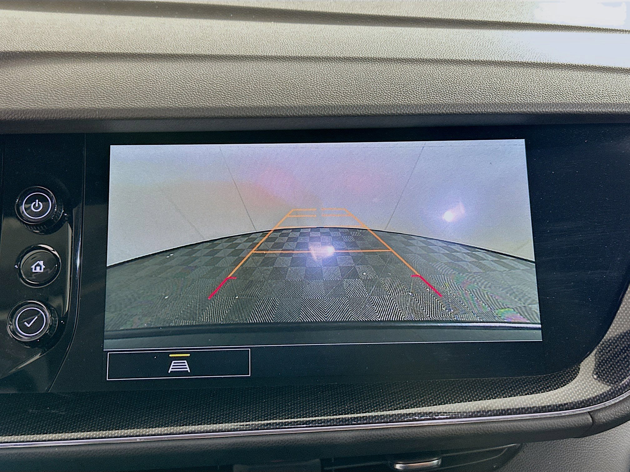 Used 2023 Buick Envision Preferred image 21